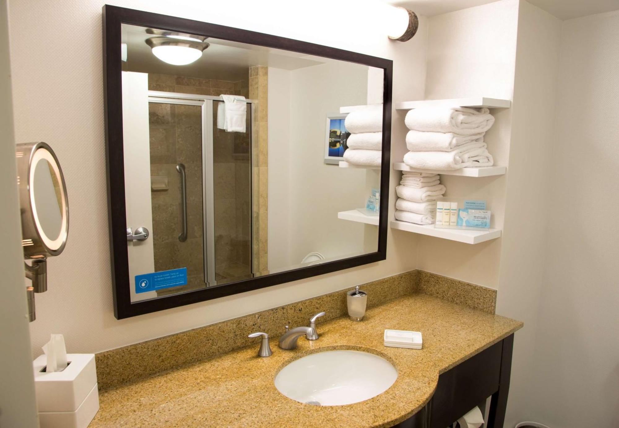 Hampton Inn & Suites Albany-Downtown Eksteriør billede